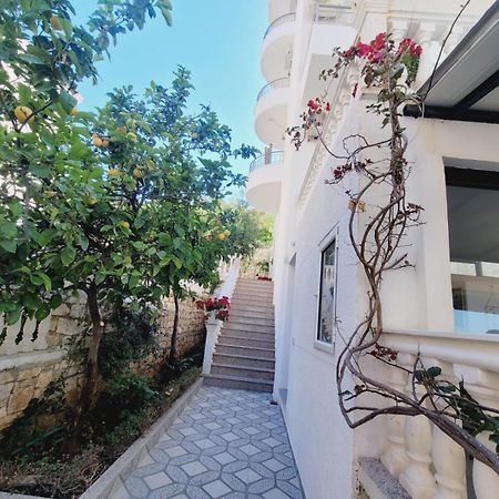 Makla Apartment Sarandë Exterior foto