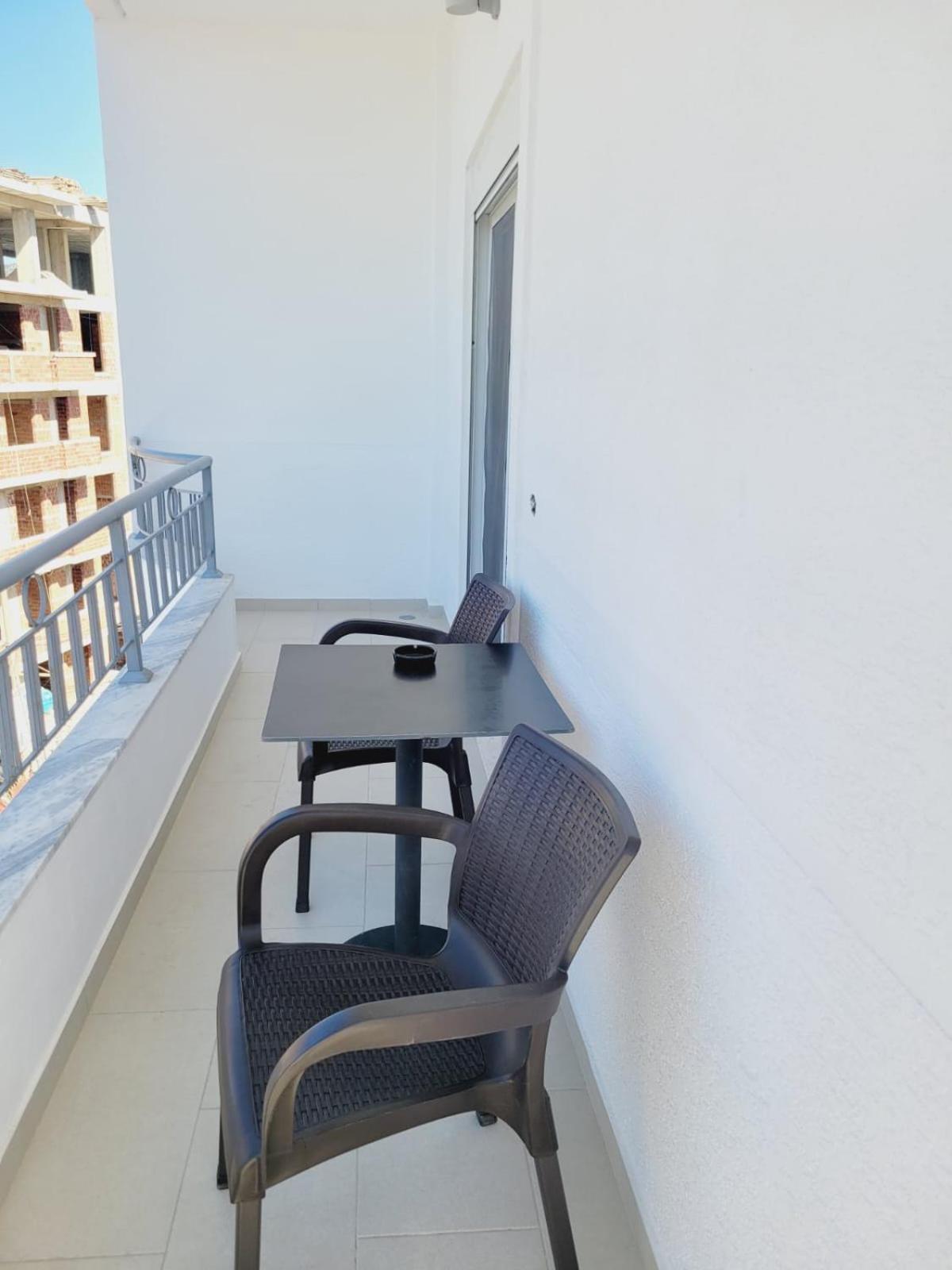 Makla Apartment Sarandë Exterior foto